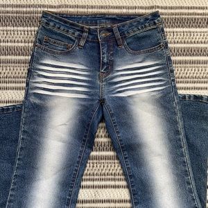 Japanese brand jeans with flare leg🎁24 hour price drop!!